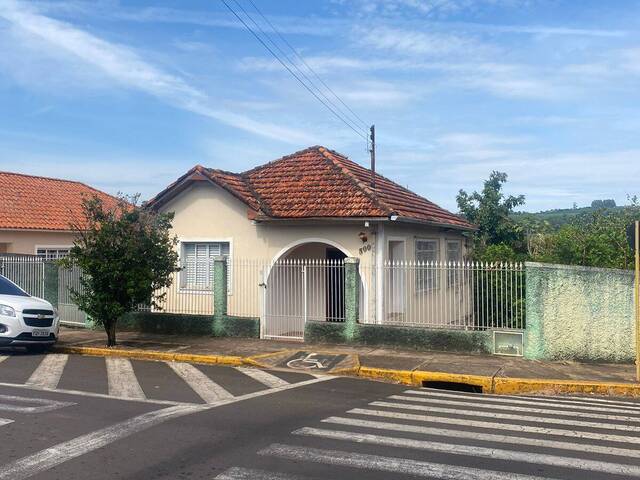 #969 - Casa para Venda em Piraju - SP